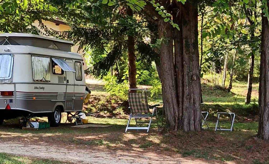 Emplacemen,t de camping en Dordogne Camping les Charmes