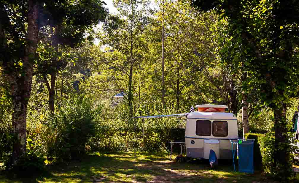 Emplacement de camping en Aveyron à Entraygues