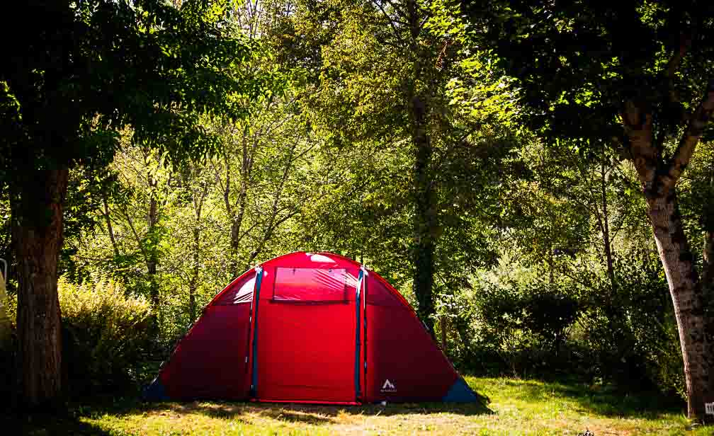 Emplacement de camping en Aveyron à Entraygues