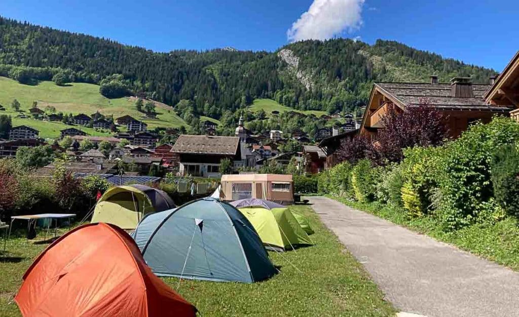 Emplacement de camping en Haute-Savoie au Grand-Bornand