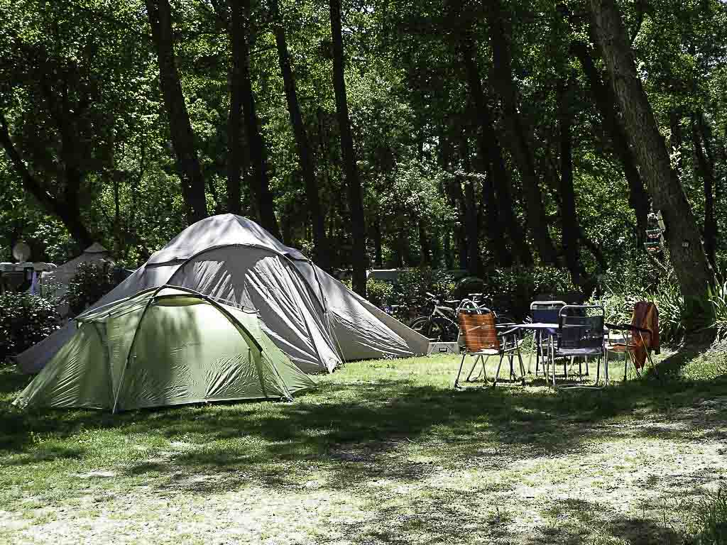 Emplacements de camping dans le Lubéron